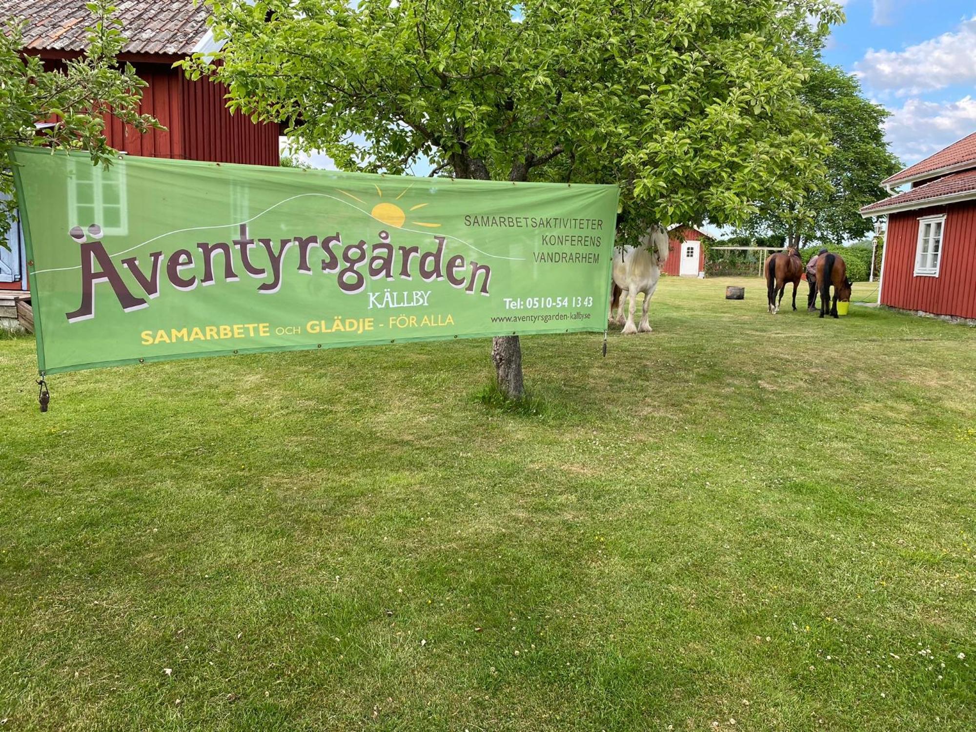 Aeventyrsgardens Vandrarhem, Kinnekulle Källby Eksteriør billede