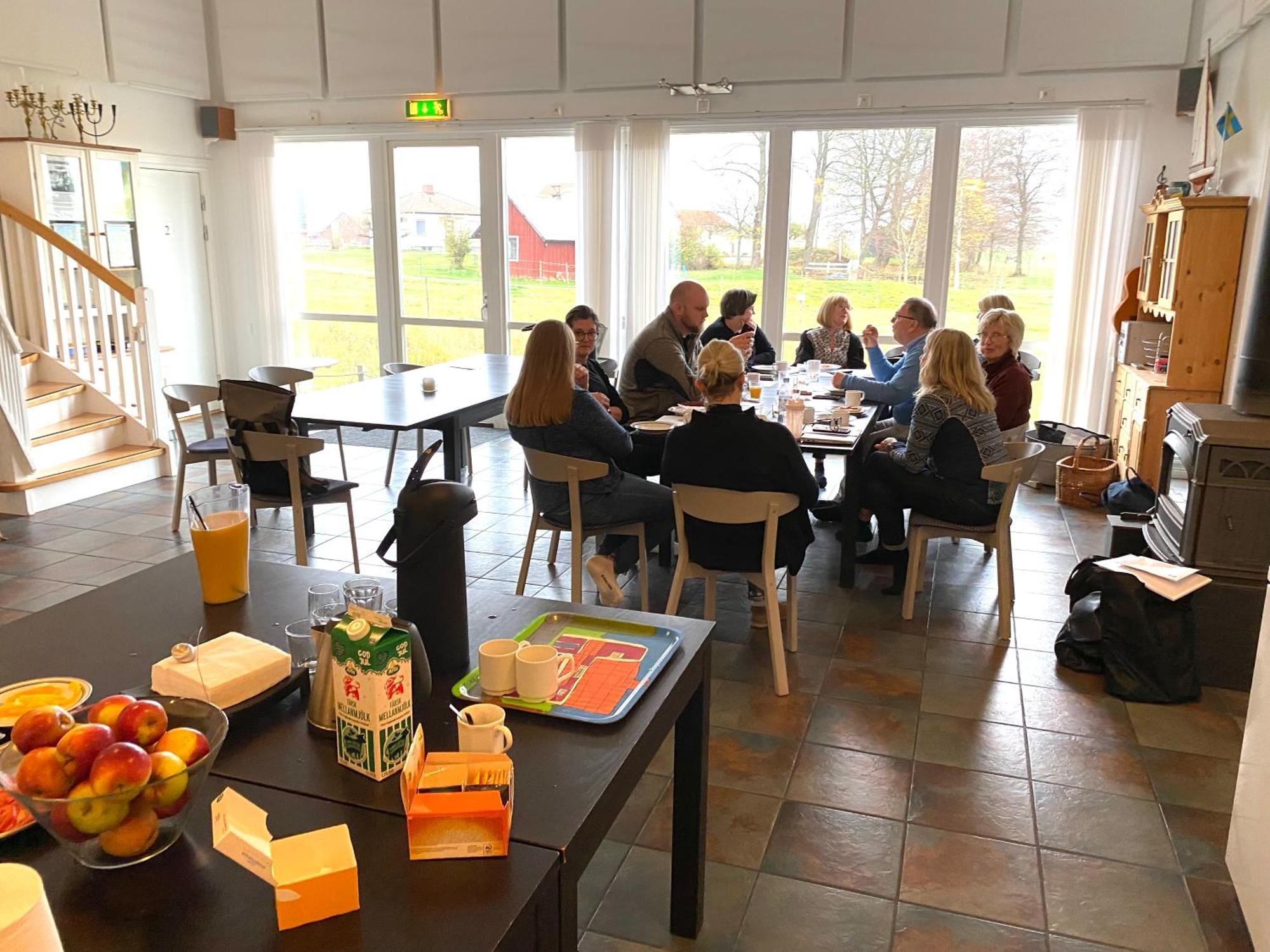 Aeventyrsgardens Vandrarhem, Kinnekulle Källby Eksteriør billede