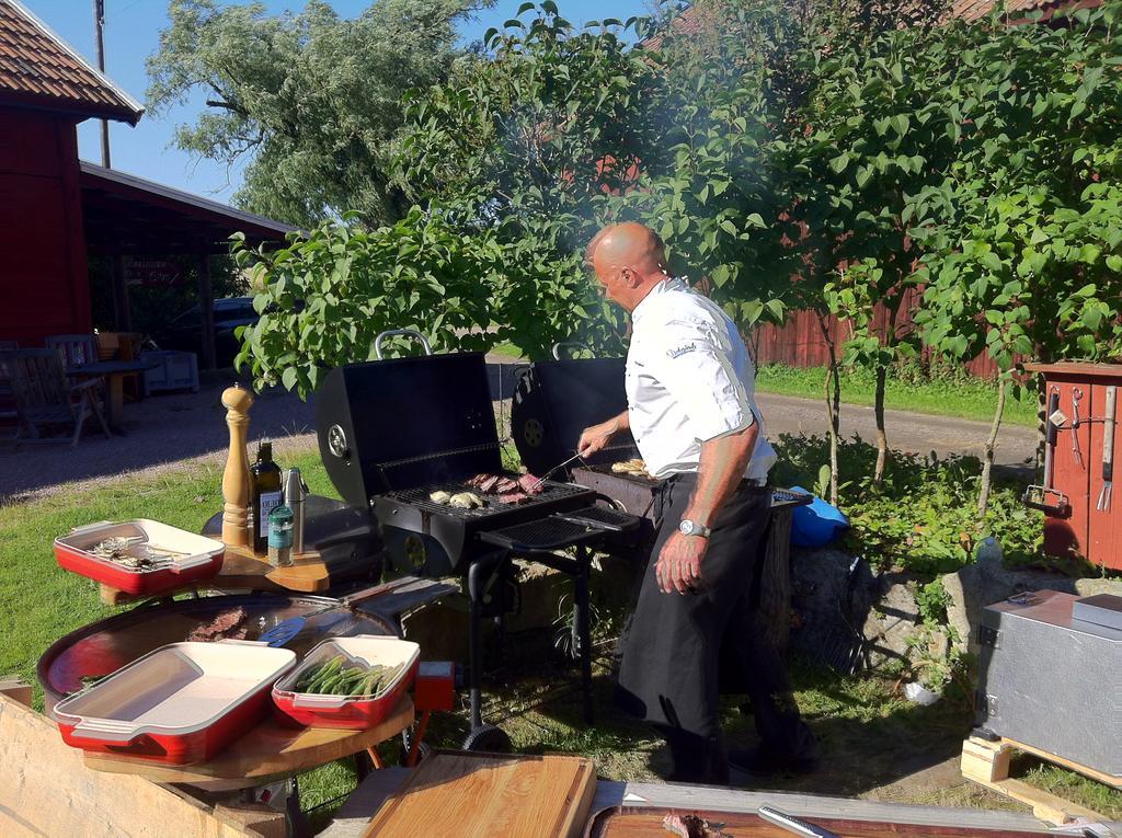 Aeventyrsgardens Vandrarhem, Kinnekulle Källby Eksteriør billede